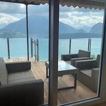 Neue 2.5-Zimmer-Wohnung Mit Traumhafter Aussicht Apartmán