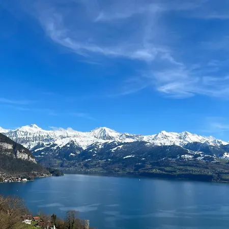 Neue 2.5-Zimmer-Wohnung Mit Traumhafter Aussicht * Sigriswil